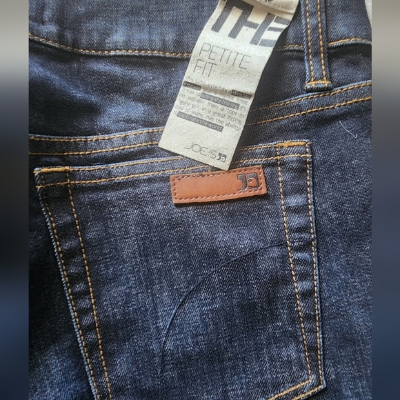 Joe's Jeans The Provocateur Petite Bootcut - Picture 5 of 5